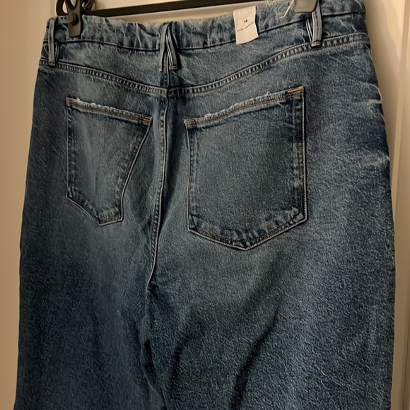 Good American The Weekender Indigo 250 - Picture 9 of 10